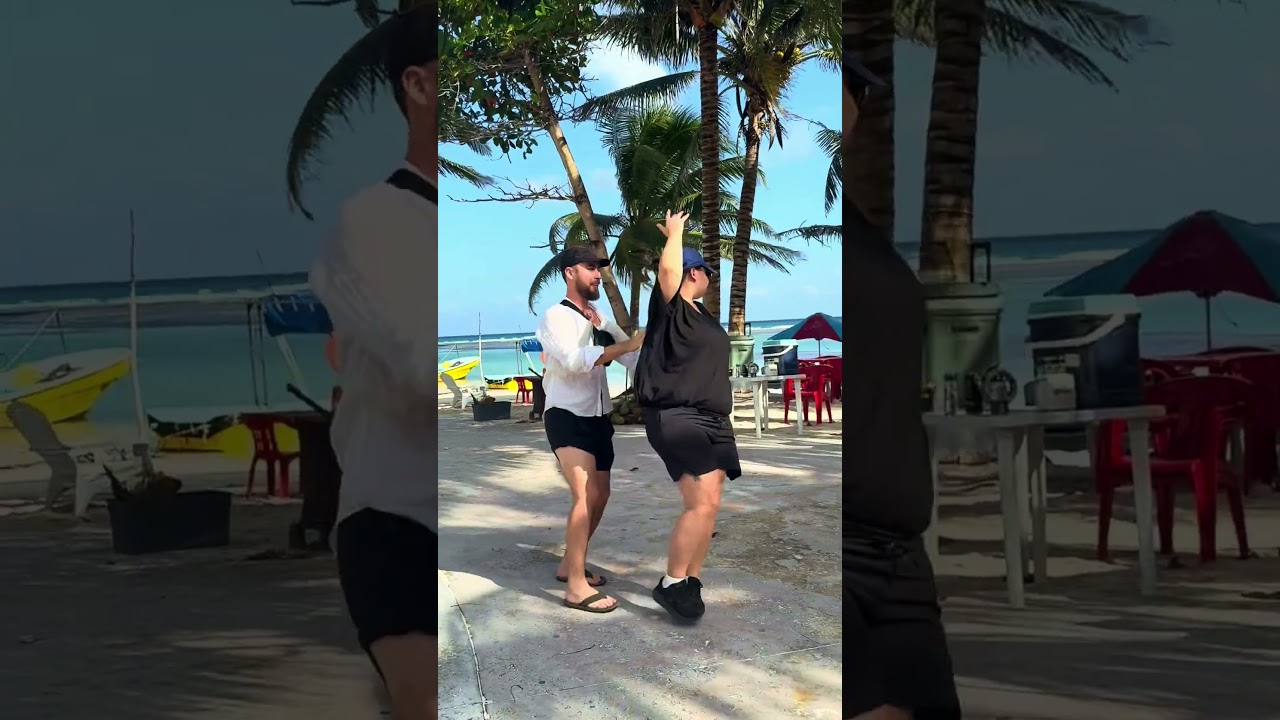 Street salsa when music starts